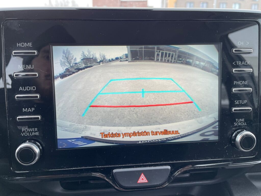 Toyota Yaris 2023 Valkoinen