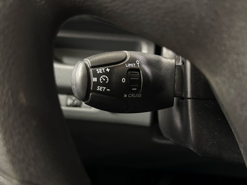 Peugeot Expert 2023 Valkoinen