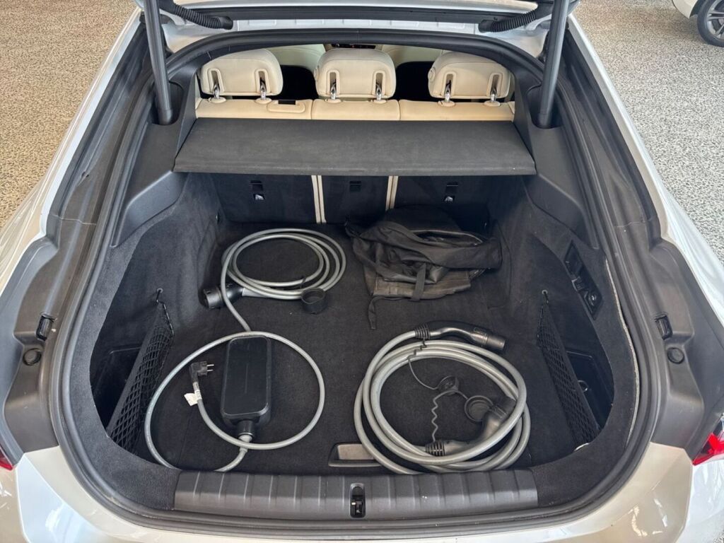 BMW i4 M50 2022 Valkoinen