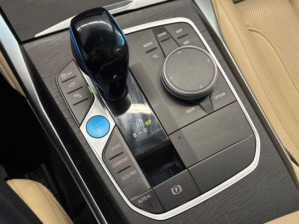 BMW i4 M50 2022 Valkoinen