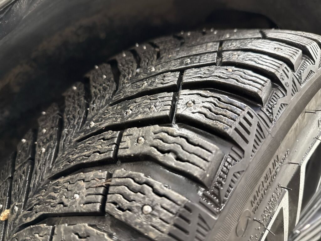 Volvo V60 2020 Harmaa