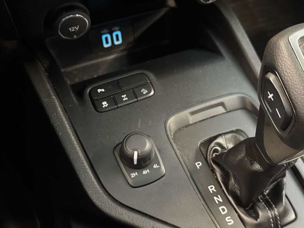 Ford Ranger 2023 Sininen
