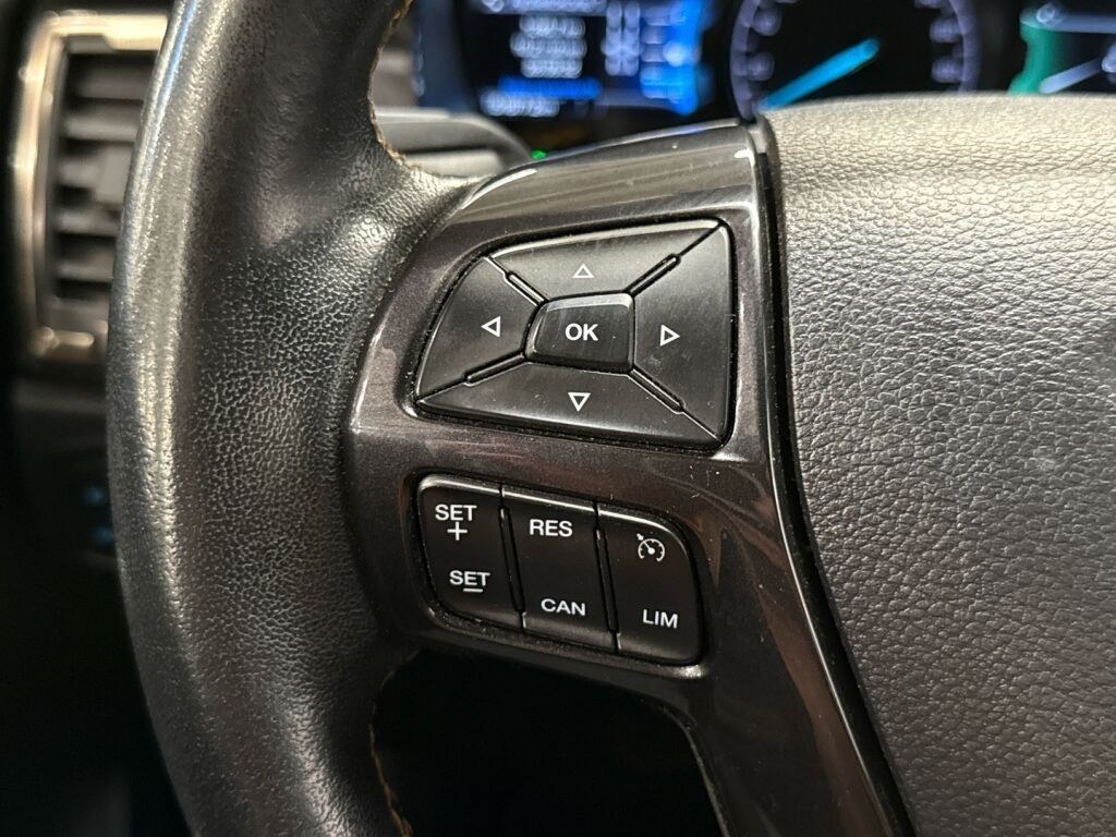 Ford Ranger 2022 Oranssi