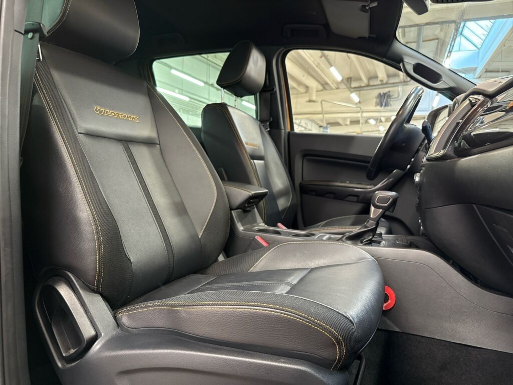 Ford Ranger 2022 Oranssi