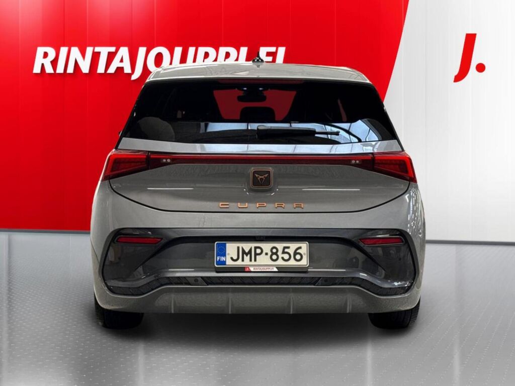 Cupra Born e-Boost 170 kW 58 kWh 2022, photo 6/35