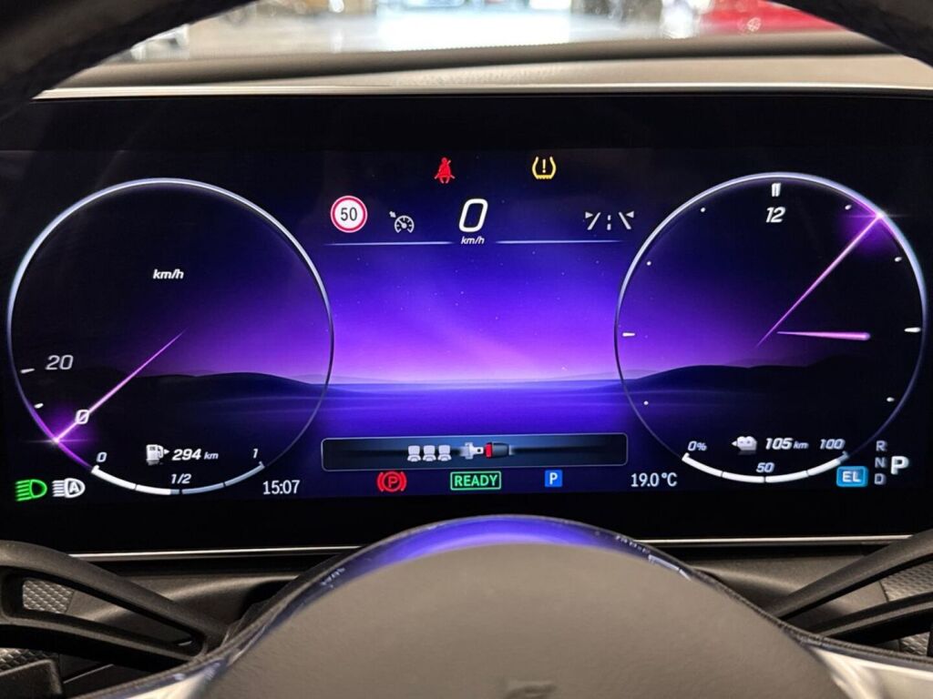 Mercedes-Benz C 2022 Harmaa