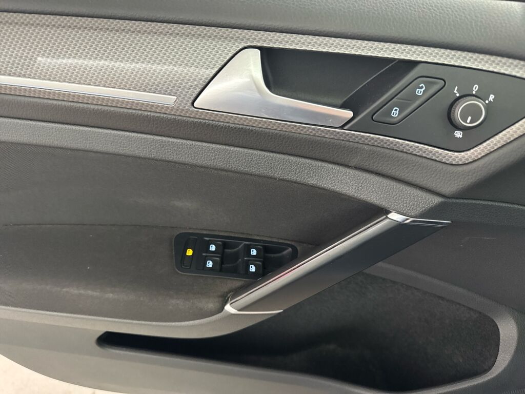 Volkswagen Golf 2015 Sininen