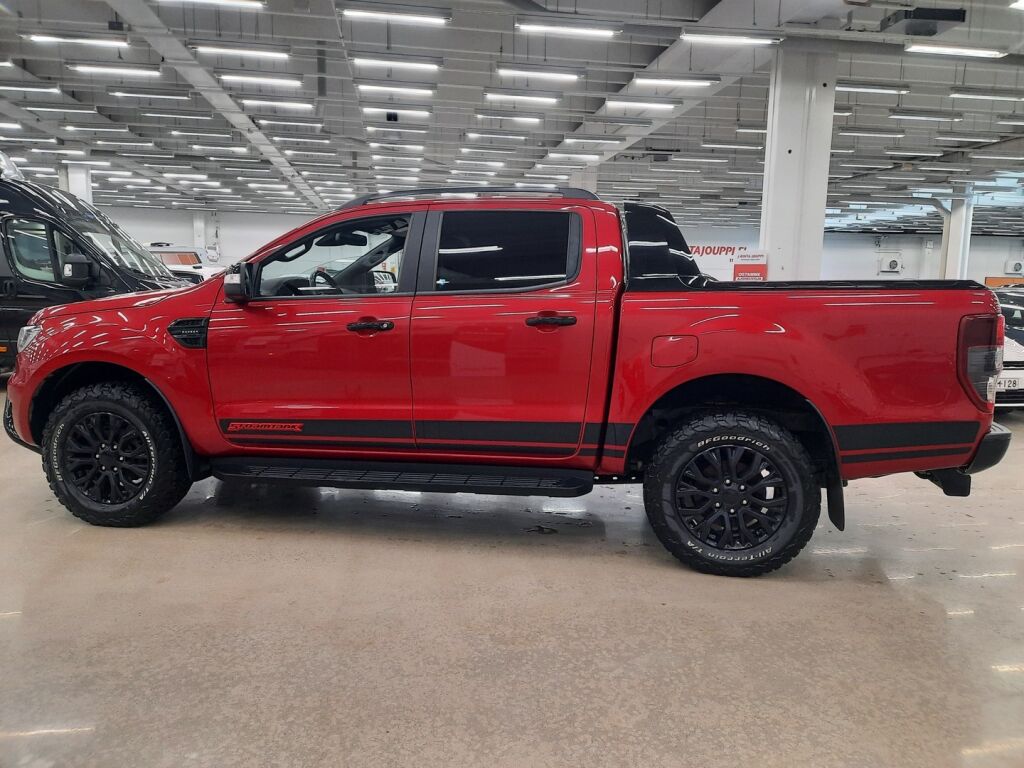 Ford Ranger 2022 Punainen