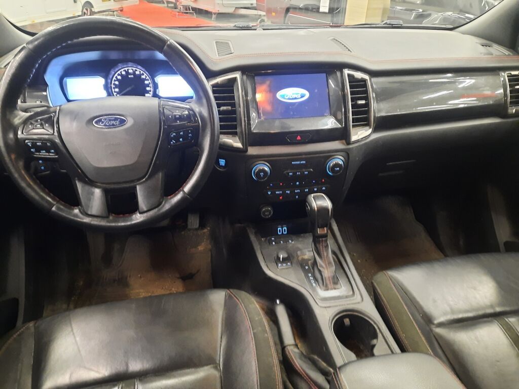 Ford Ranger 2022 Punainen