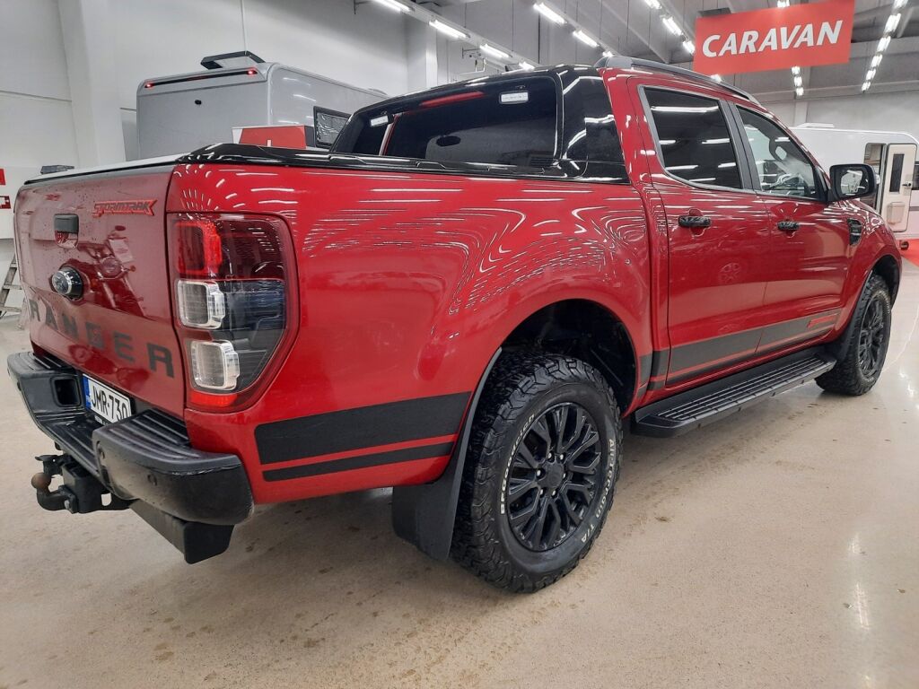 Ford Ranger 2022 Punainen