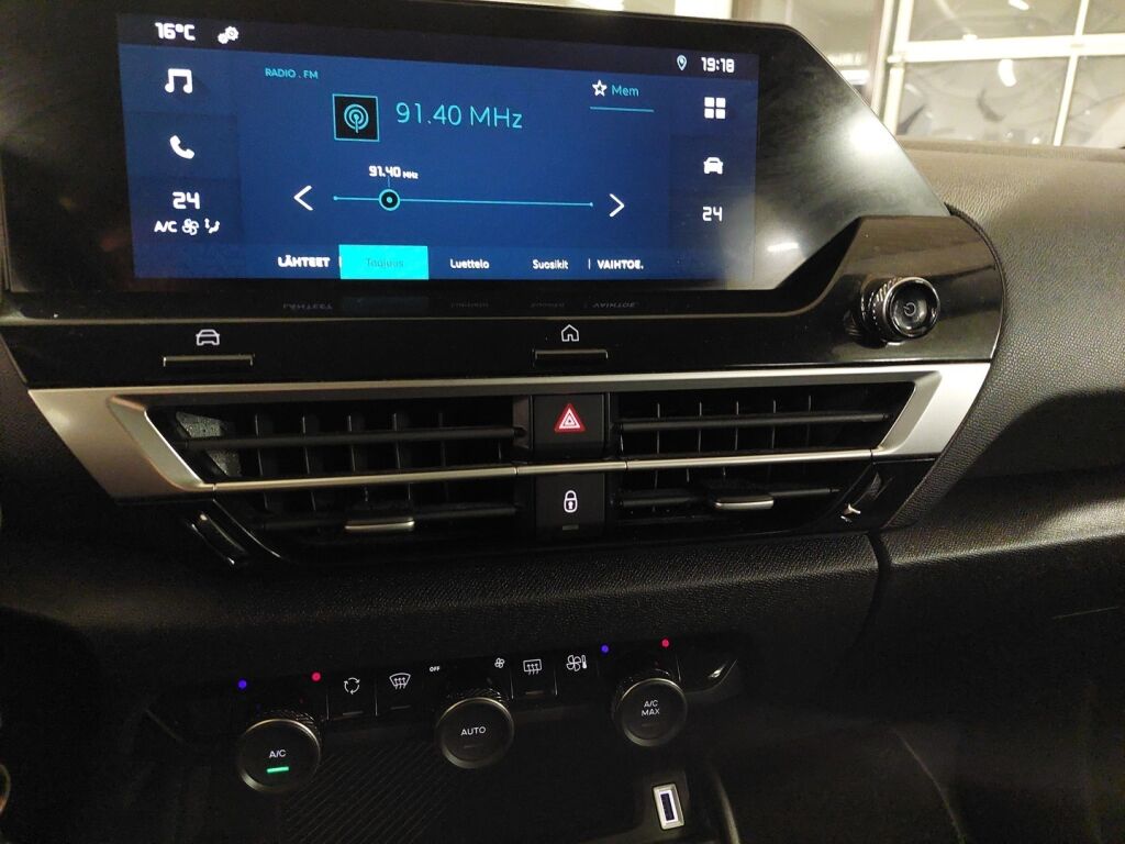 Citroen e-C4 2022 Oranssi