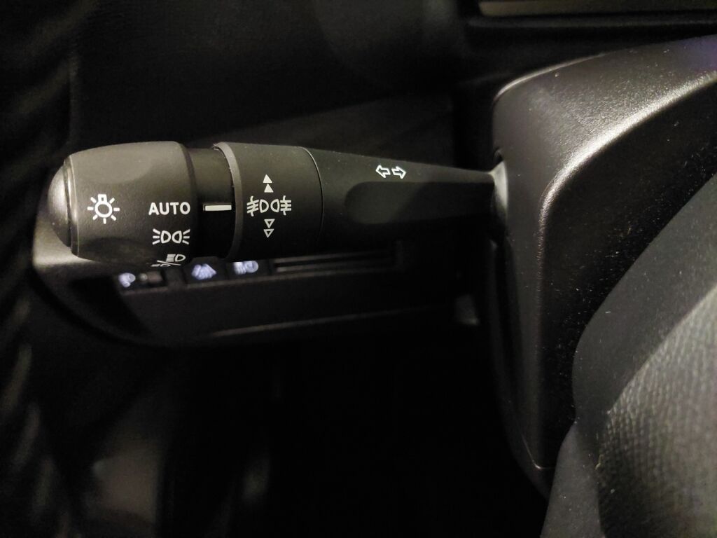 Citroen e-C4 2022 Oranssi