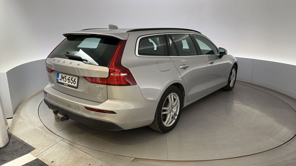 Volvo V60 2022 Harmaa
