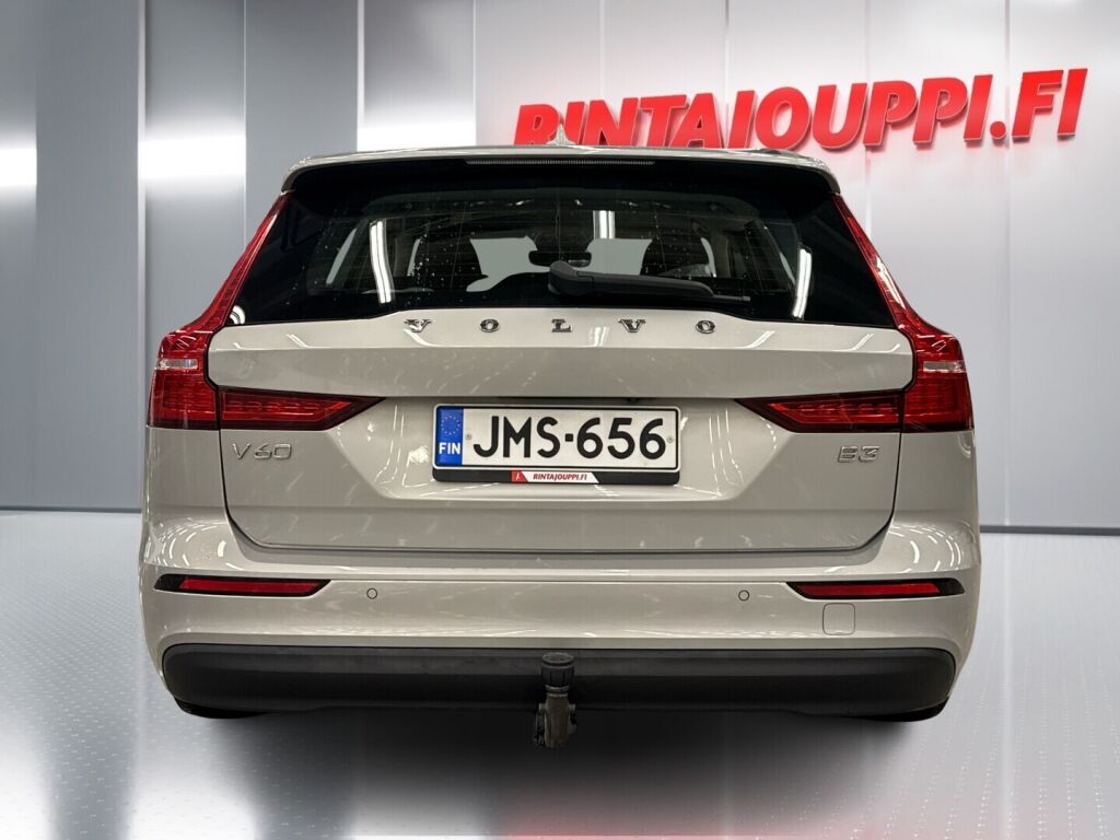 Volvo V60 2022 Harmaa
