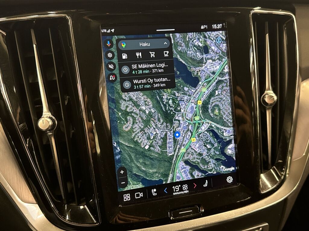 Volvo V60 2022 Harmaa