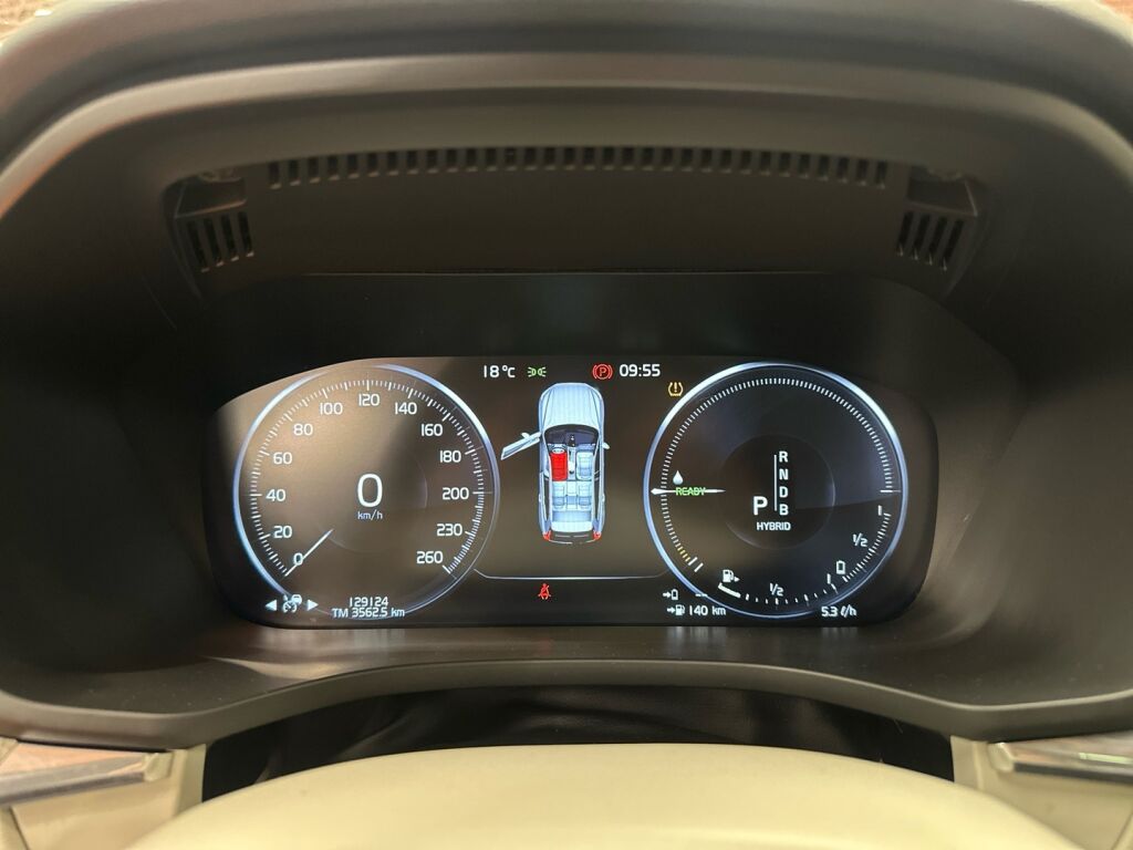 Volvo XC60 2018 Harmaa