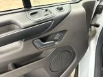 Ford Transit Custom 2023 Valkoinen