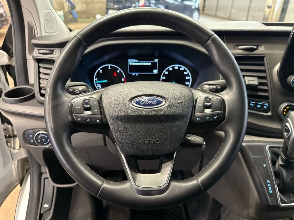 Ford Transit Custom 2023 Valkoinen