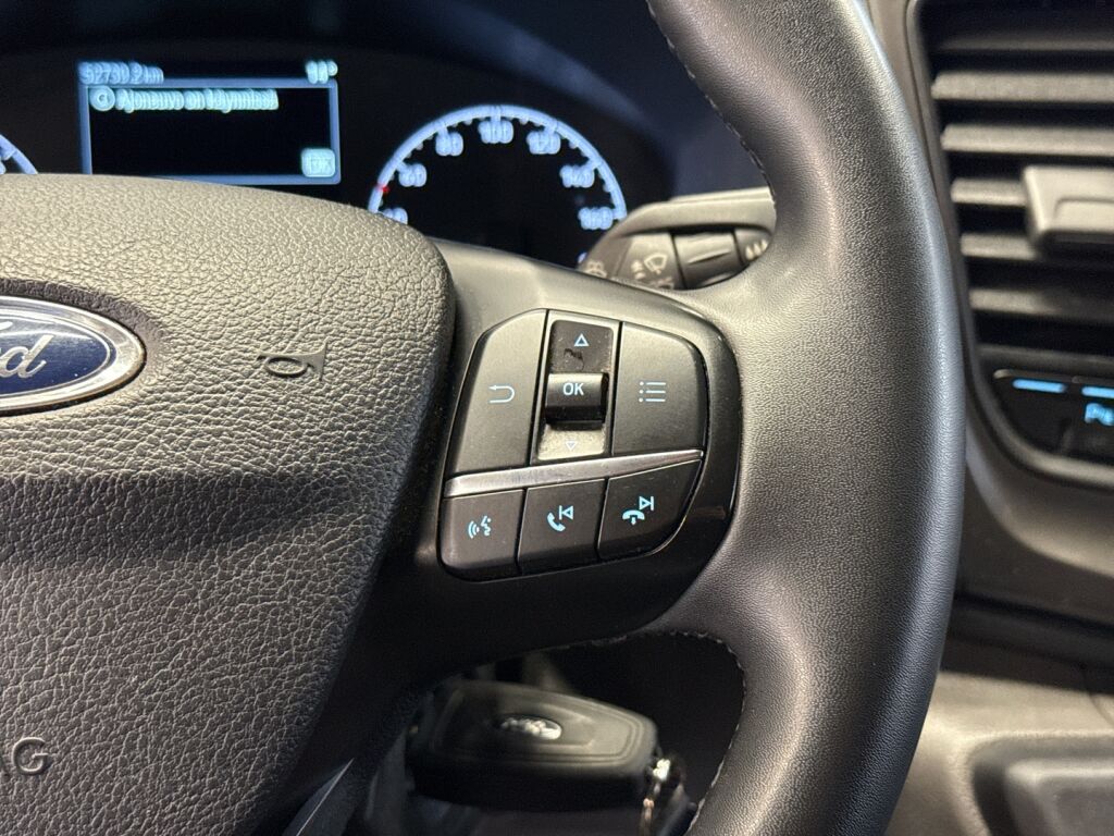 Ford Transit Custom 2023 Valkoinen