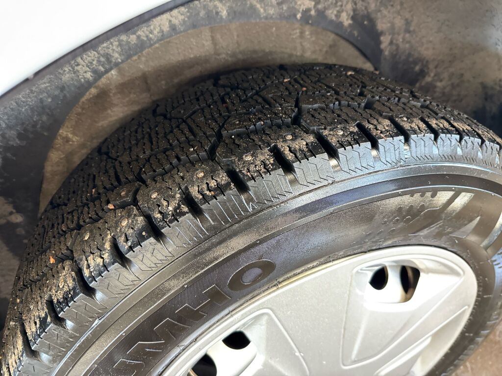 Ford Transit Custom 2023 Valkoinen