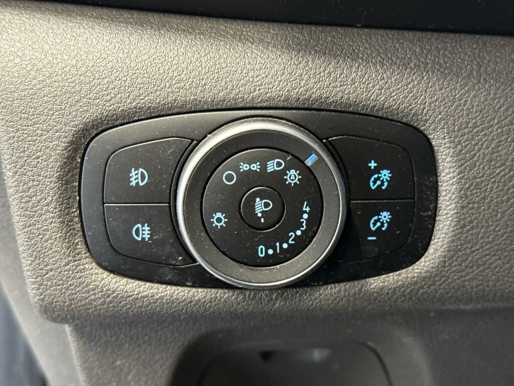 Ford Transit Custom 2023 Valkoinen