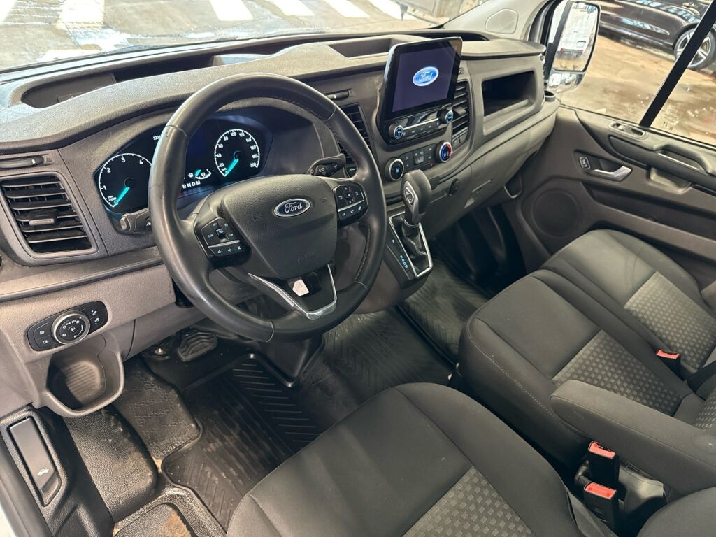 Ford Transit Custom 2023 Valkoinen