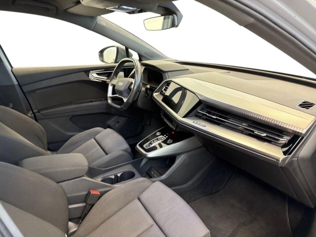 Audi Q4 e-tron 2022 Harmaa
