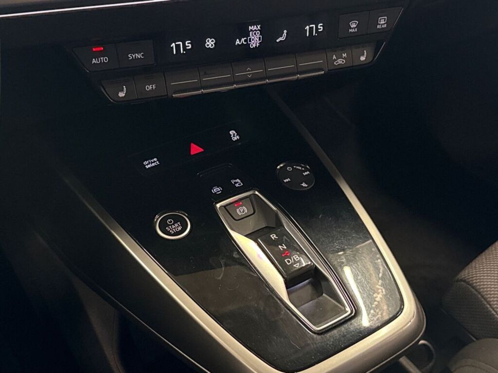 Audi Q4 e-tron 2022 Harmaa
