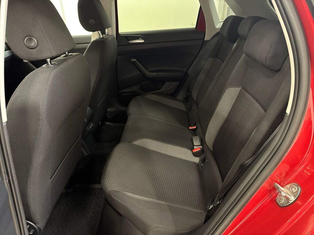 Volkswagen Polo 2022 Punainen