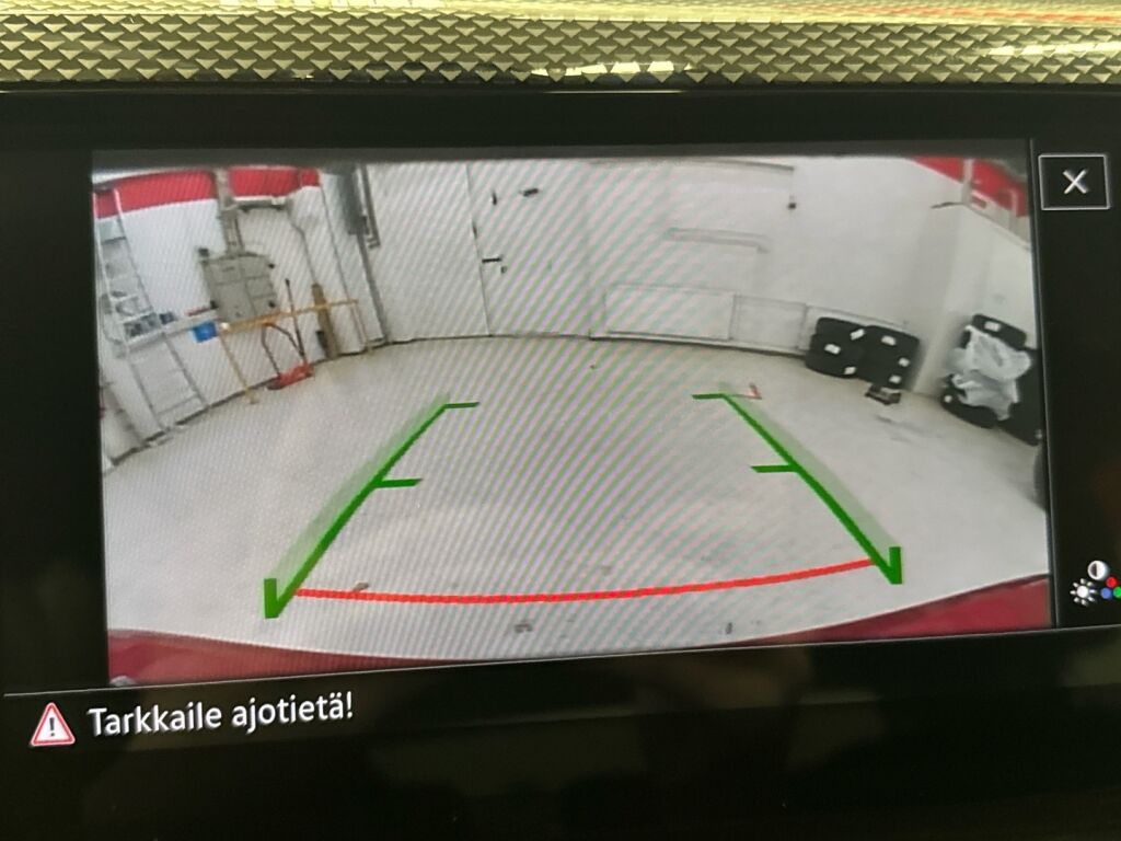 Volkswagen Polo 2022 Punainen