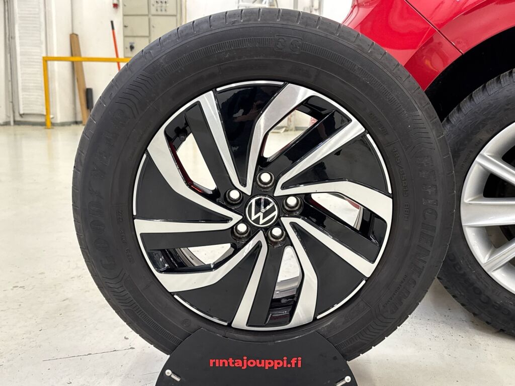 Volkswagen Polo 2022 Punainen