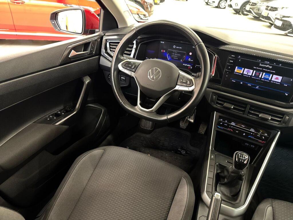 Volkswagen Polo 2022 Punainen