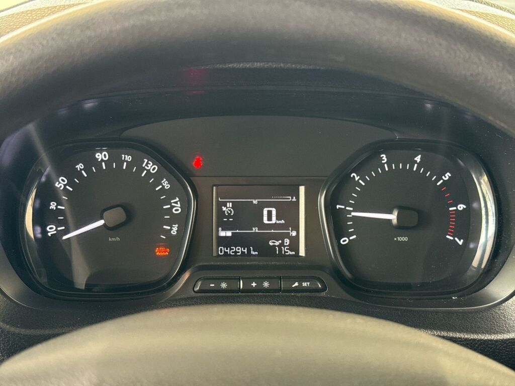 Peugeot Expert 2022 Valkoinen