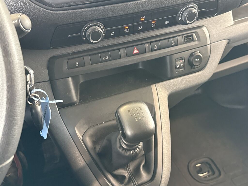 Peugeot Expert 2022 Valkoinen