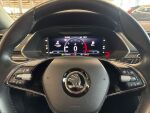 Skoda Superb 2022 Punainen