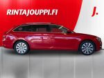 Skoda Superb 2022 Punainen