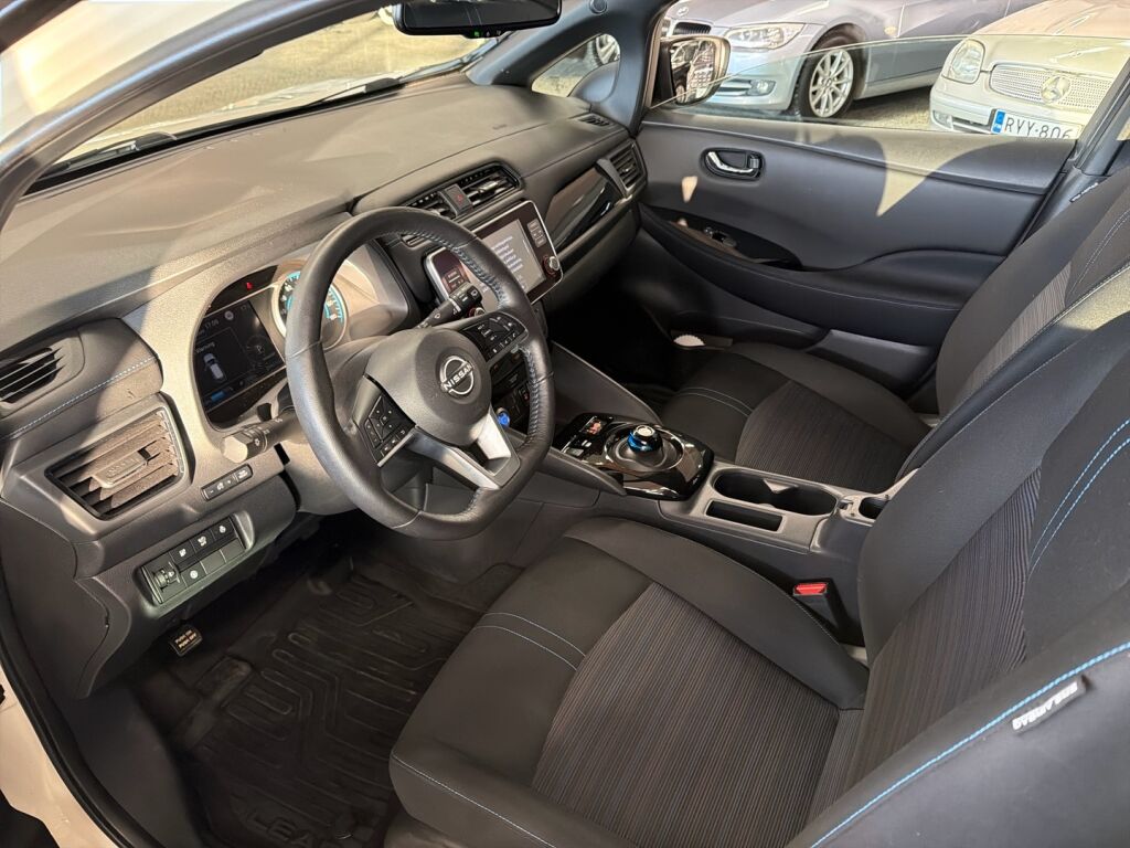 Nissan Leaf 2022 Valkoinen