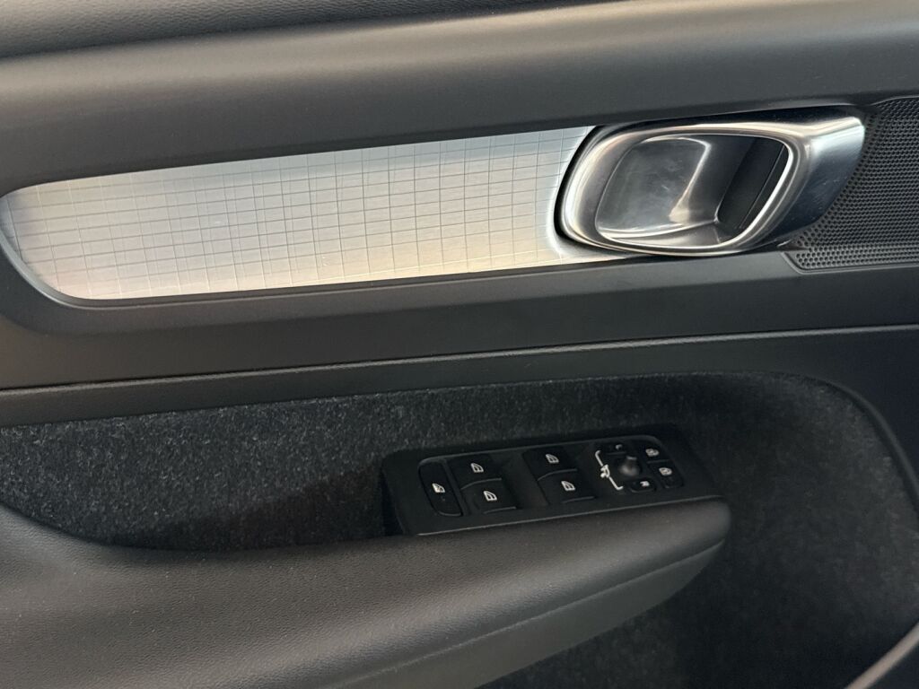 Volvo XC40 2018 Valkoinen