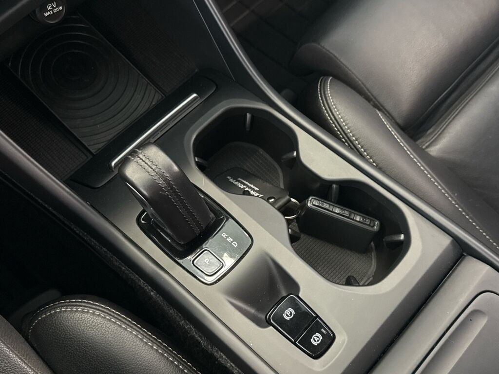 Volvo XC40 2018 Valkoinen