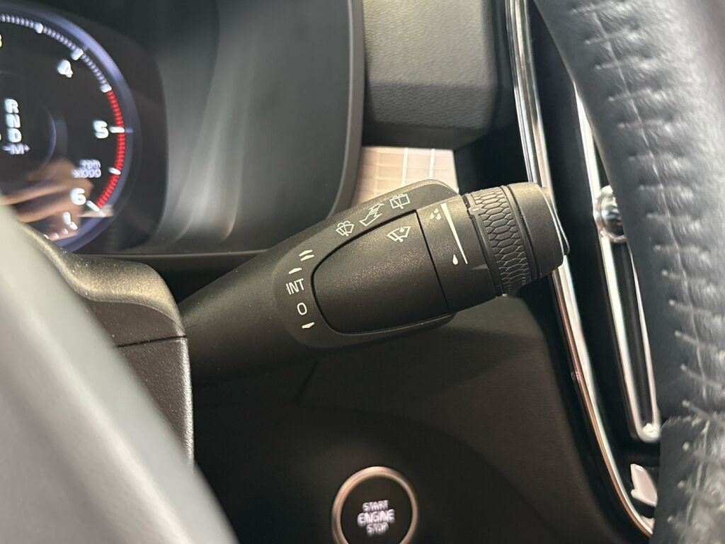 Volvo XC40 2018 Valkoinen