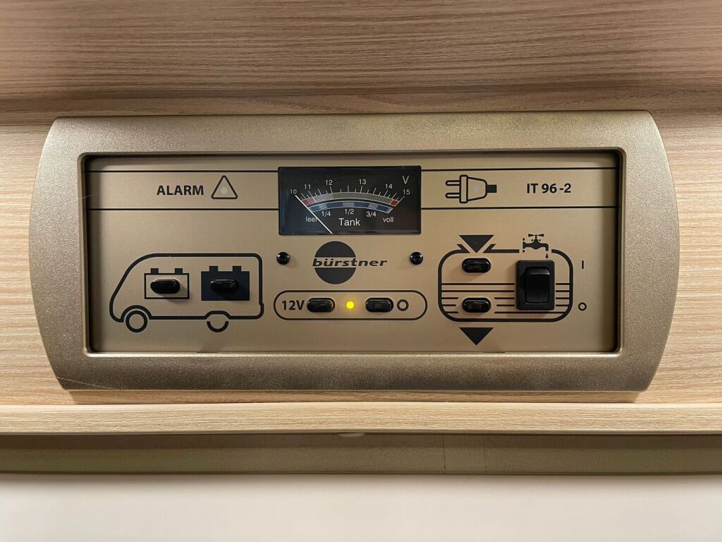 Bürstner Nexxo T720 2016 Ruskea (beige)