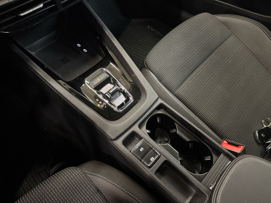 Skoda Octavia 2022 Harmaa