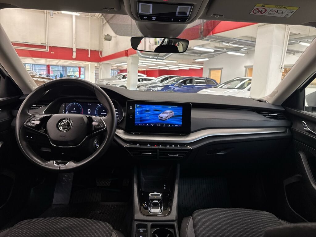 Skoda Octavia 2022 Harmaa