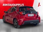Toyota Yaris 2022 Metallinhohto Punainen