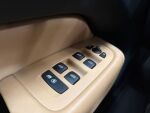 Volvo XC60 2023 Musta
