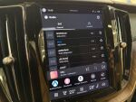 Volvo XC60 2023 Musta