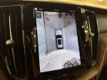 Volvo XC60 2023 Musta
