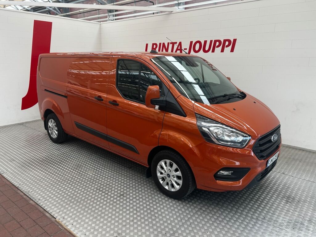 Ford Transit Custom 2023 Oranssi