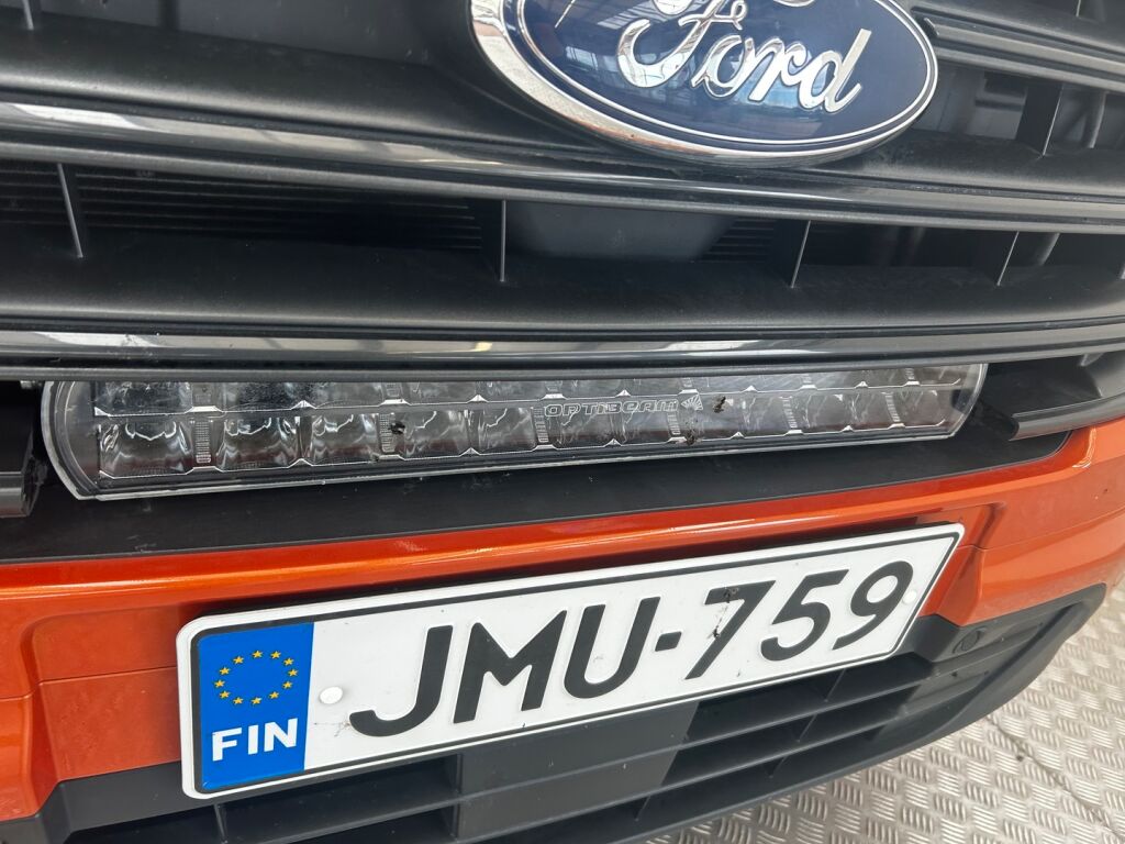 Ford Transit Custom 2023 Oranssi