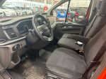 Ford Transit Custom 2023 Oranssi